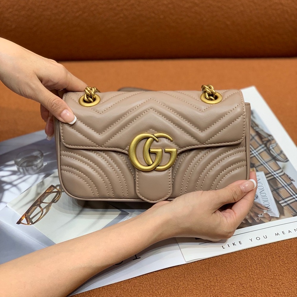 Authentic Gucci GG Small Marmont Matelasse Shoulder Bag